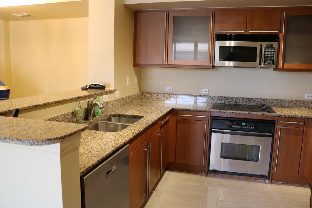 2080 S Ocean Drive 703 photo 4