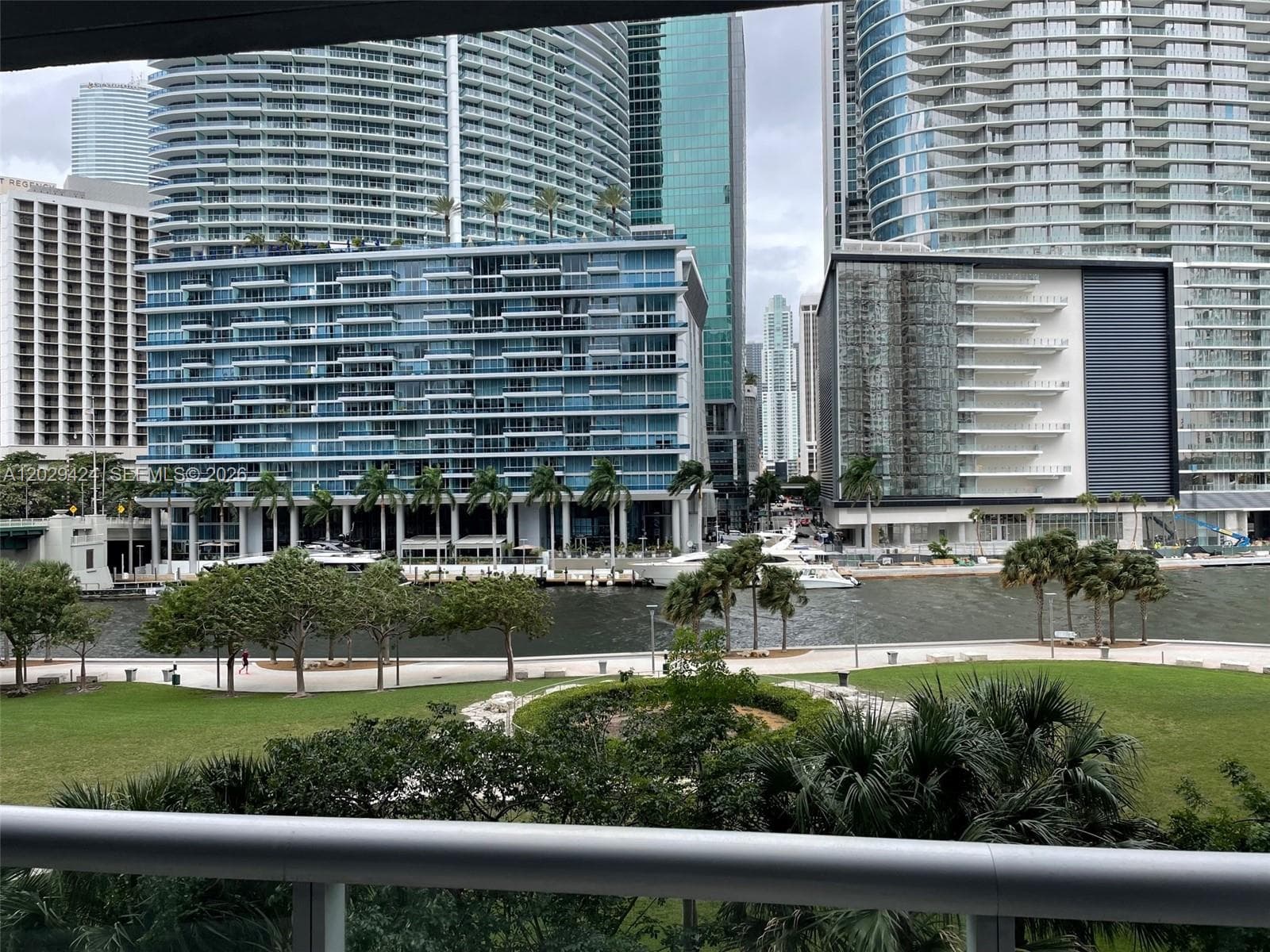 475 Brickell Ave 414 photo 6