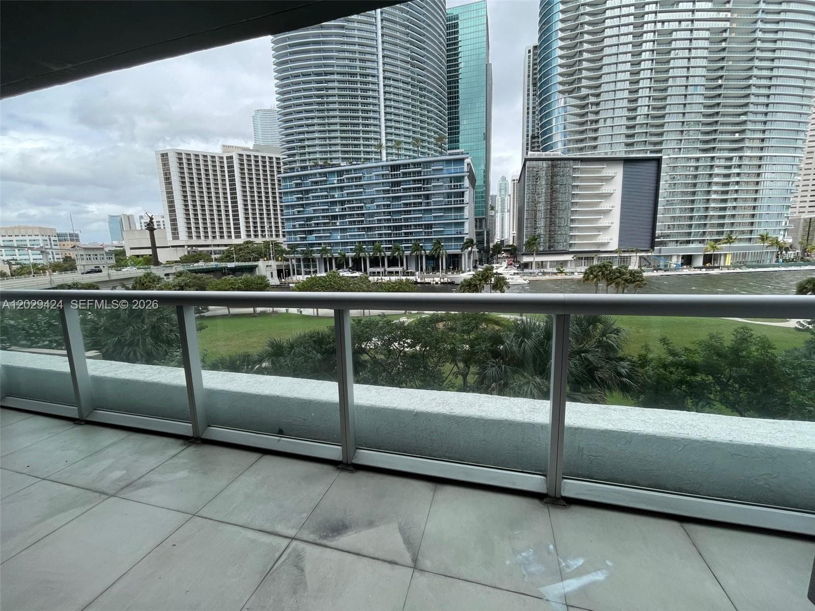475 Brickell Ave 414 photo 7