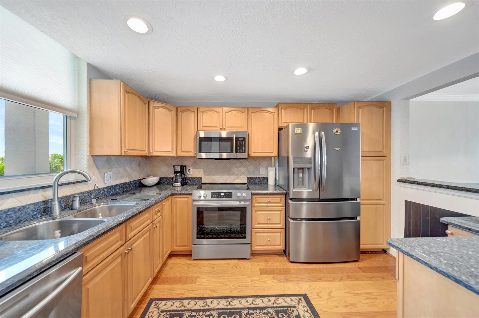 3100 NE 49 Street 403 photo 4