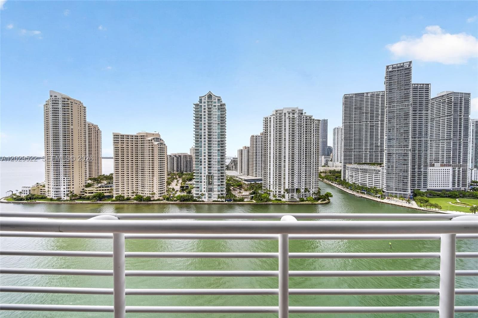 325 S Biscayne Blvd 2219 photo 2