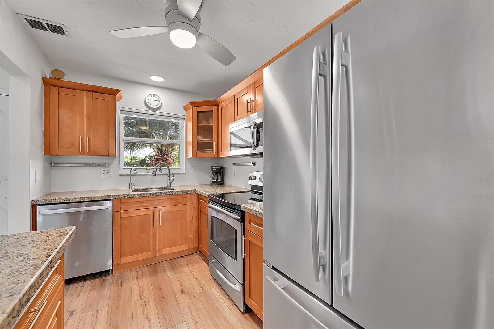 3655 NE 32nd Avenue 221b photo 24