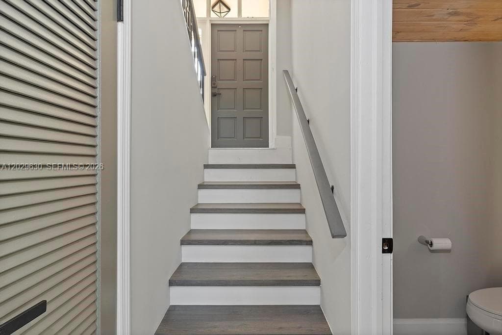 661 Kensington Pl 101B photo 8