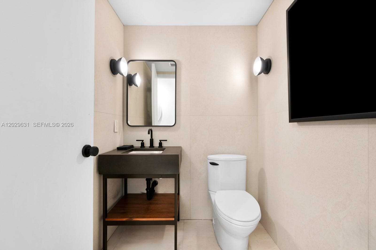 5875 Collins Ave 501 photo 17