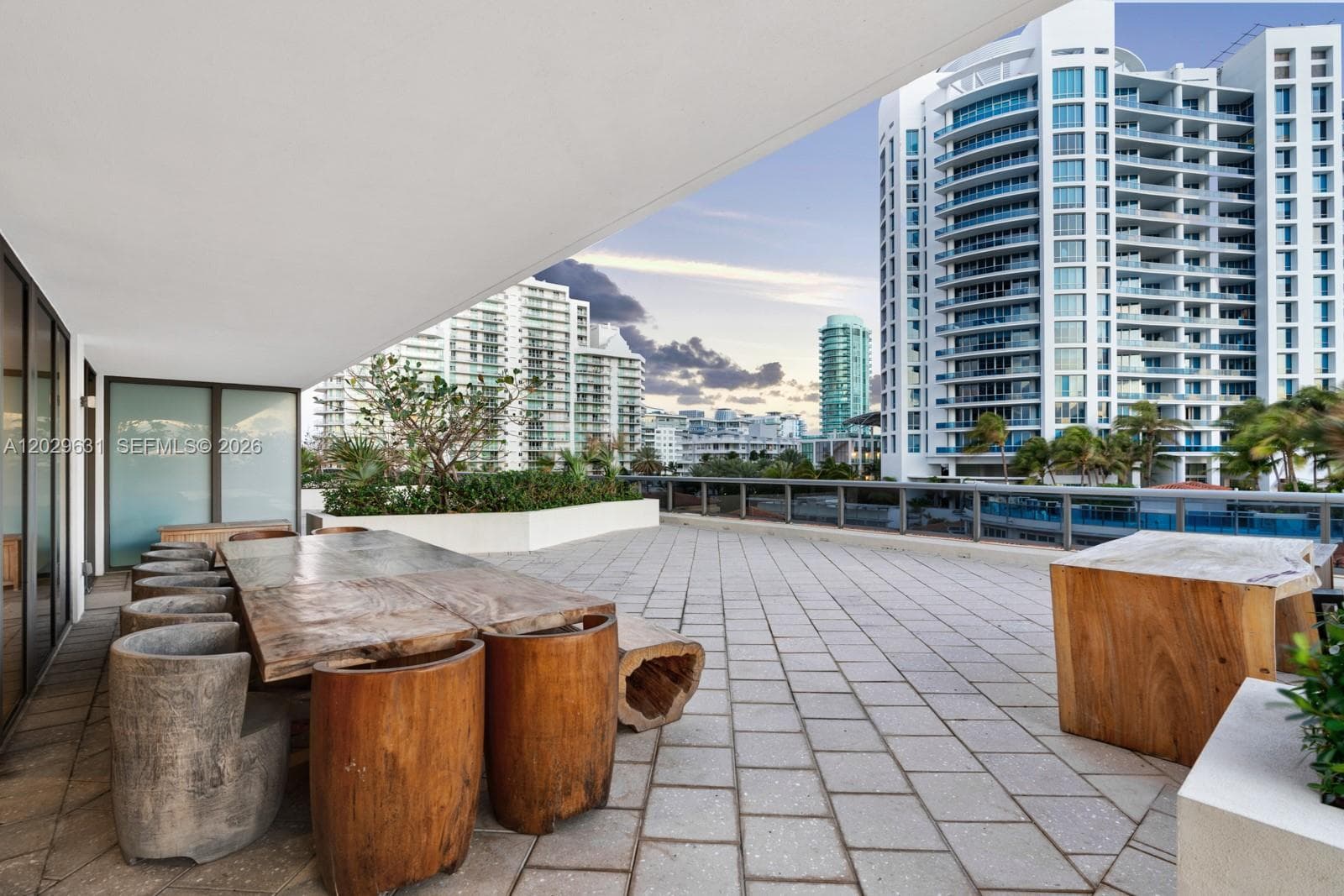 5875 Collins Ave 501 photo 20