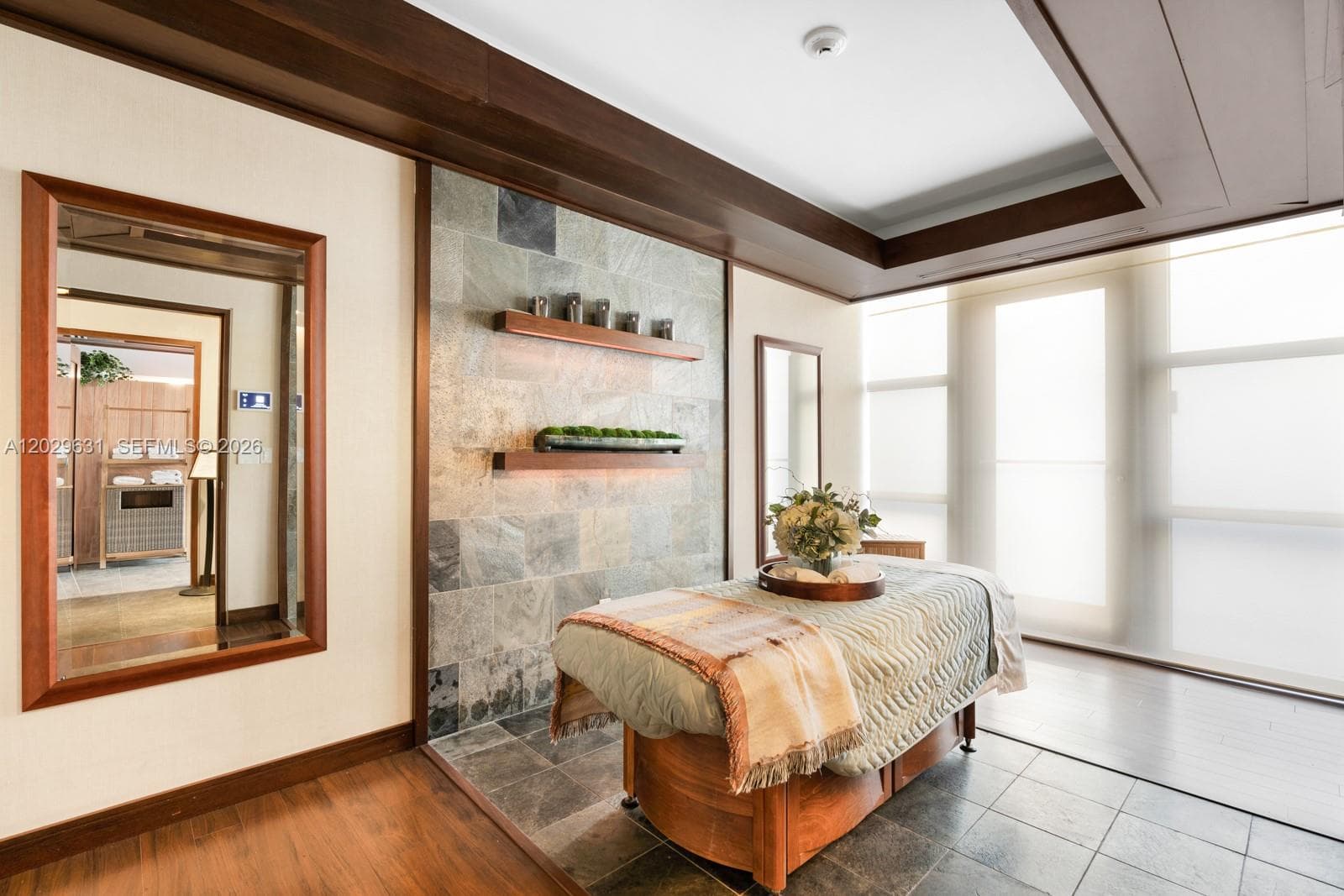 5875 Collins Ave 501 photo 24