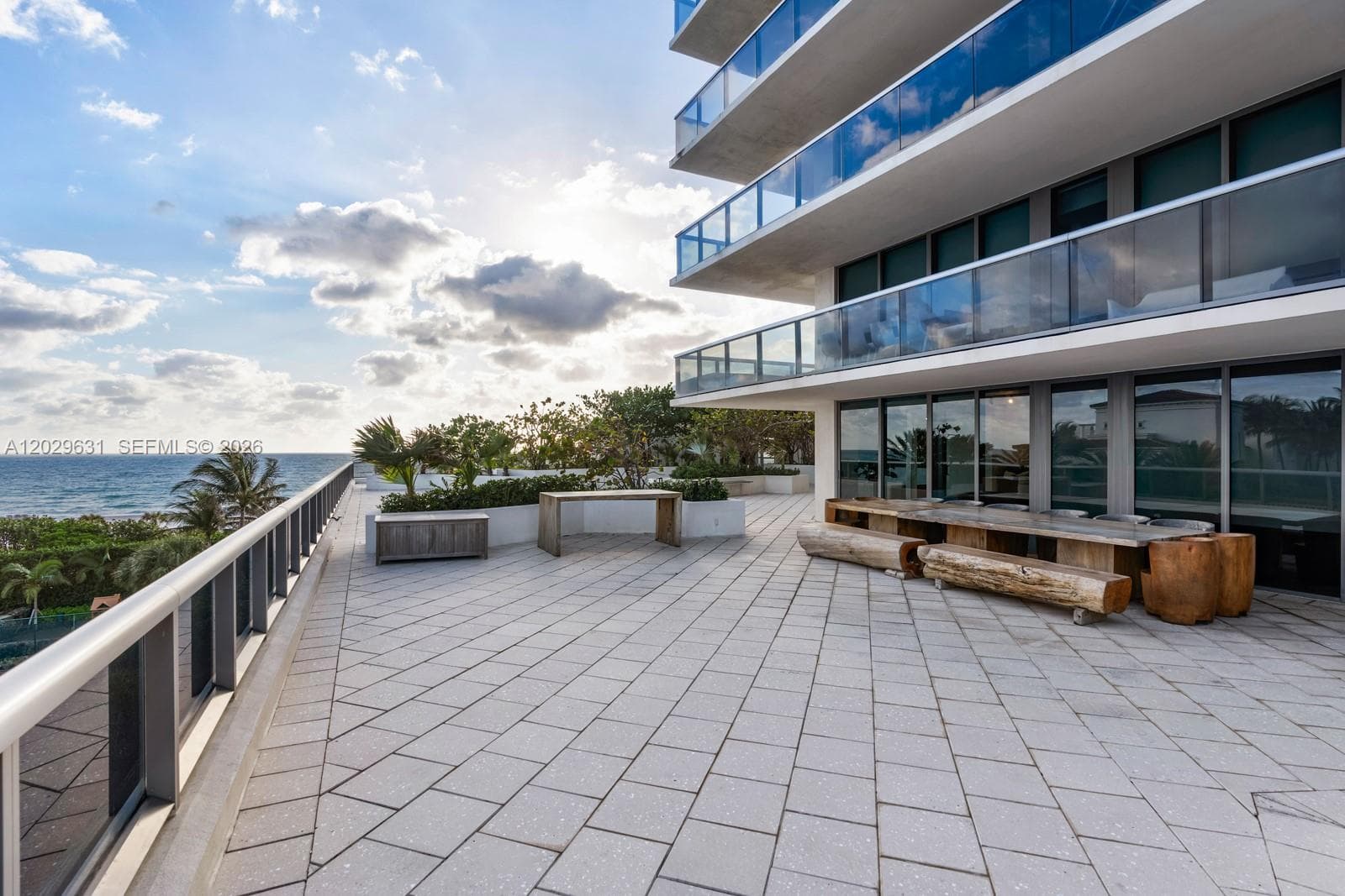5875 Collins Ave 501 photo 19