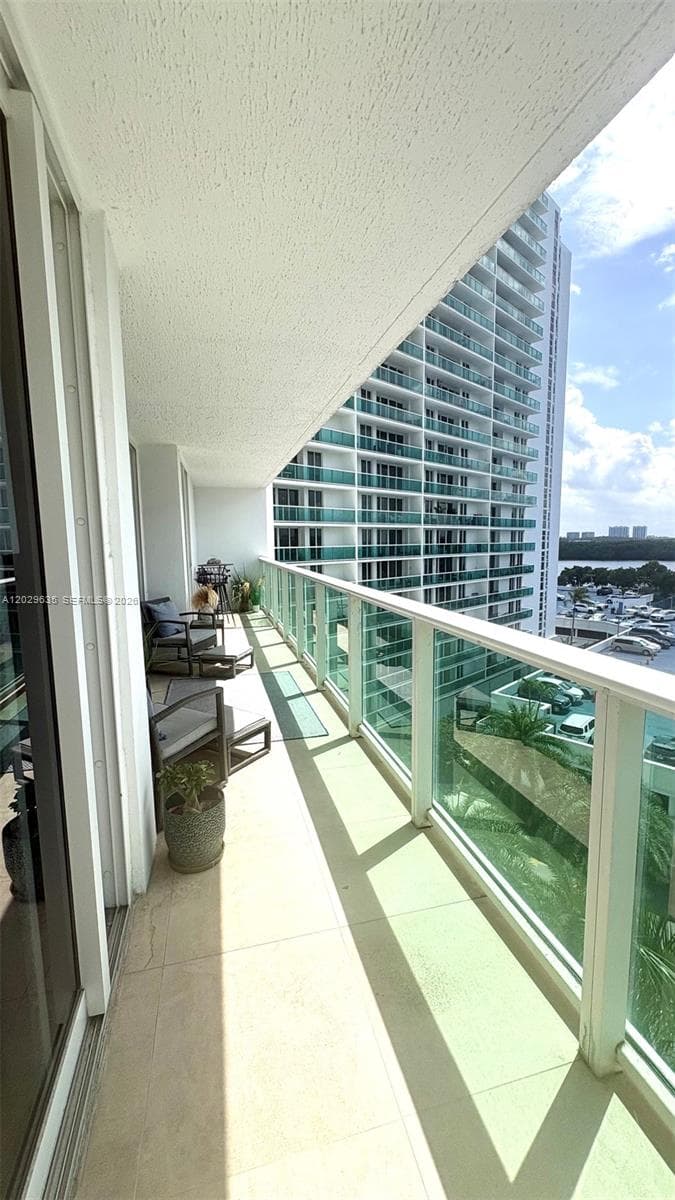100 Bayview Dr 703 photo 15