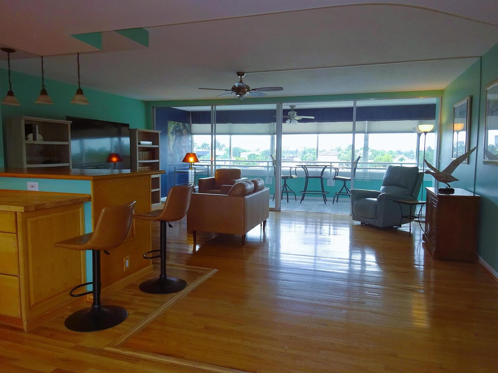 201 N Riverside Drive 303 photo 6