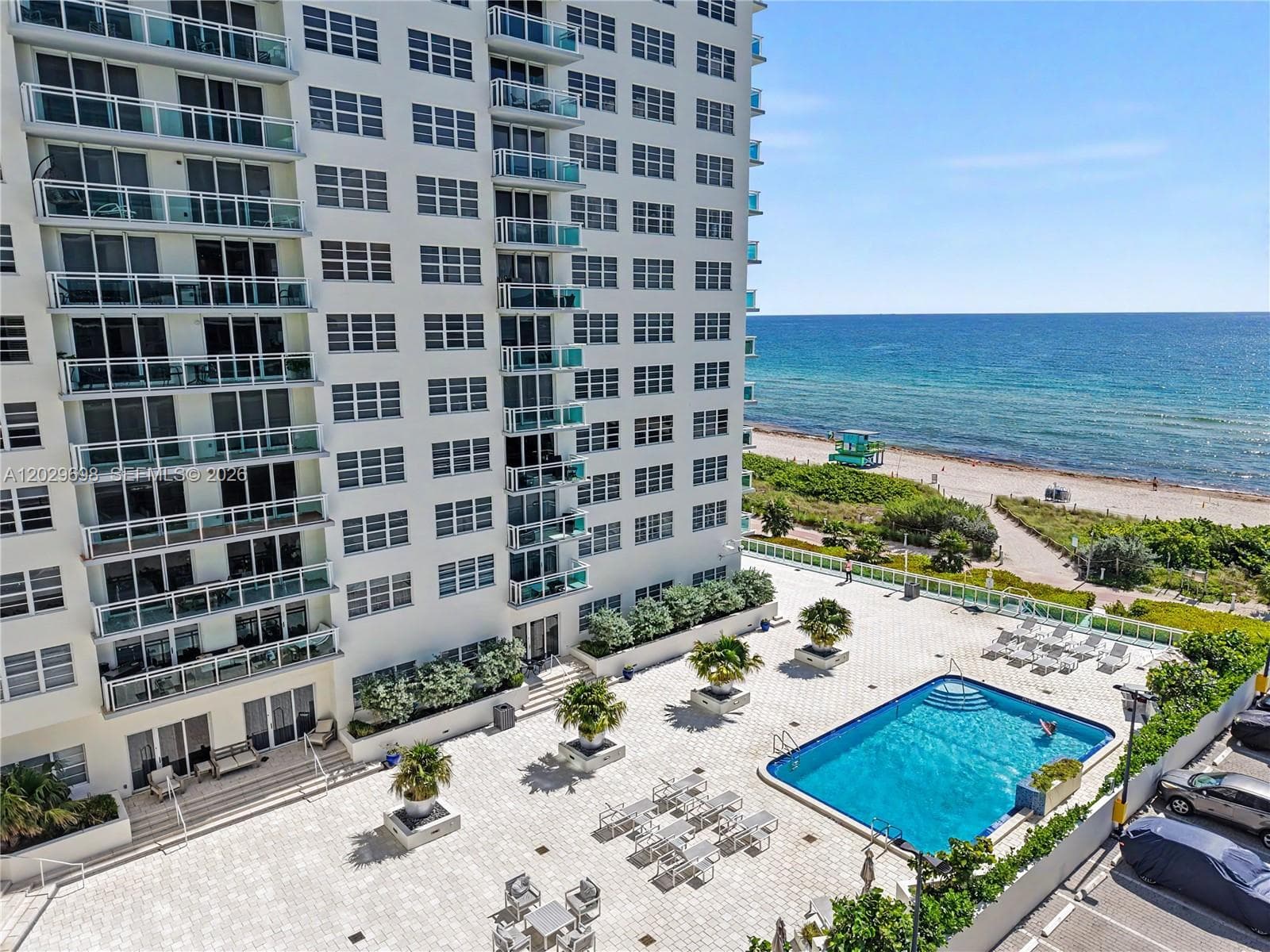 6917 Collins Ave 605 photo 4