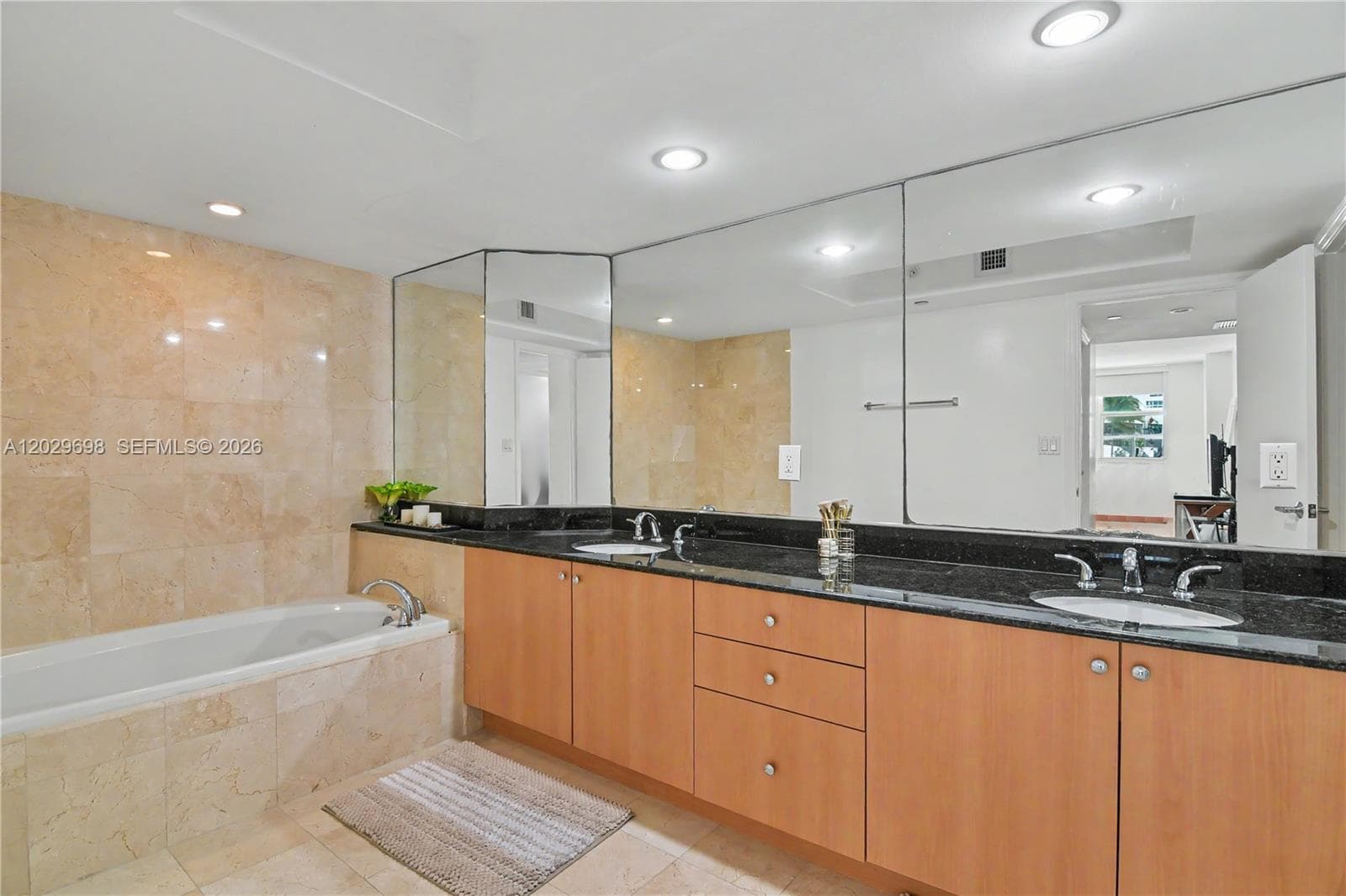 6917 Collins Ave 605 photo 25