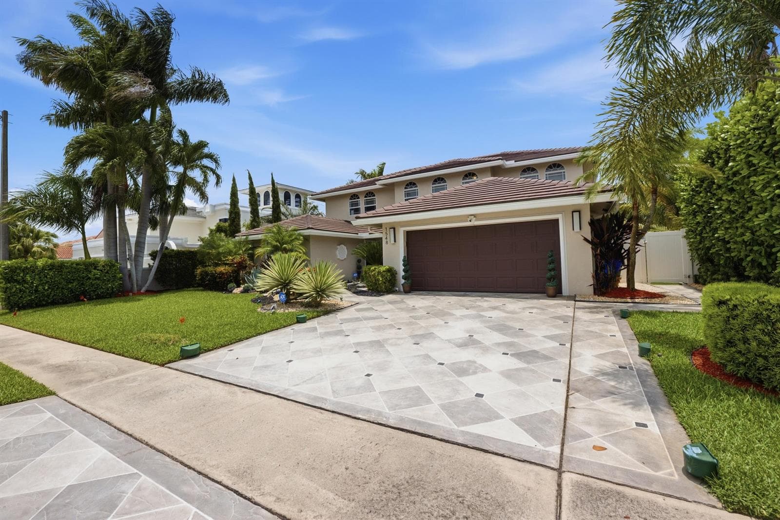 1548 SW 5th Avenue photo 6