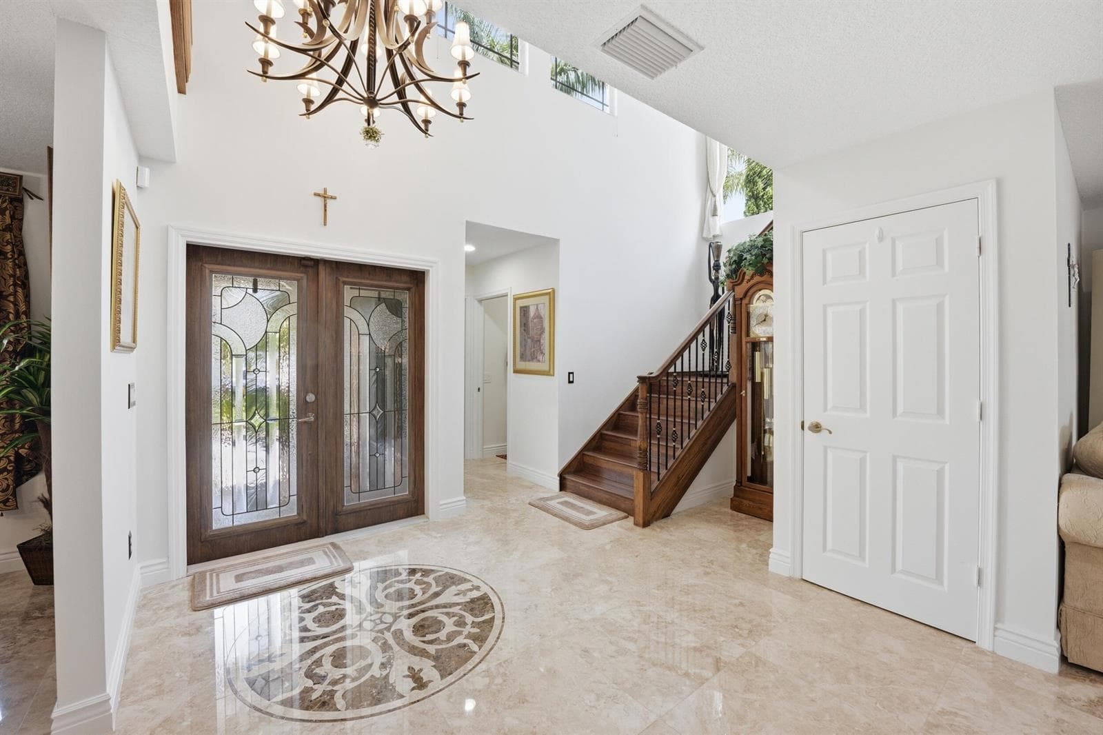 1548 SW 5th Avenue photo 9