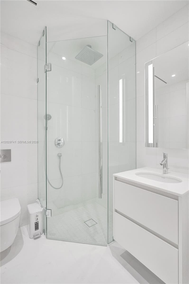 300 Biscayne Blvd. Way 3304C photo 17