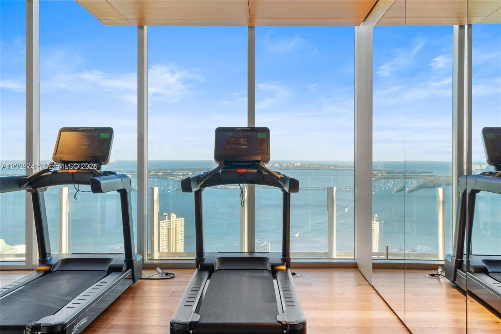 300 Biscayne Boulevard Way 3304C photo 21