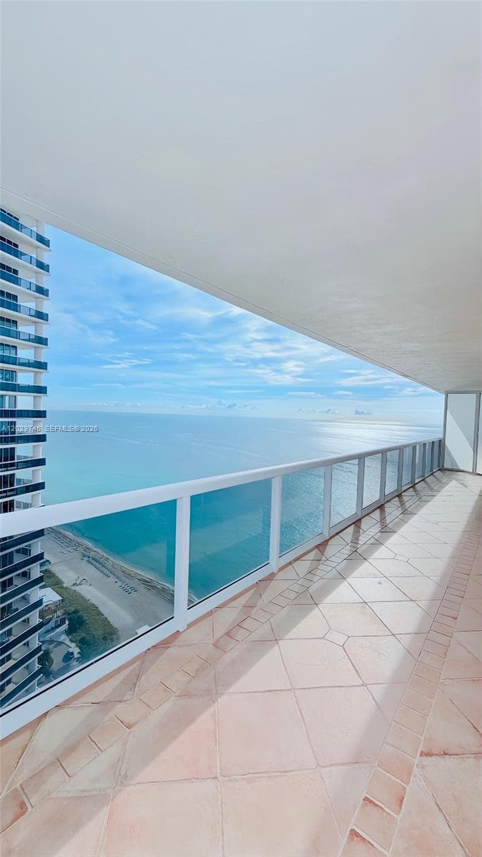1830 S Ocean Dr 3708 photo 24