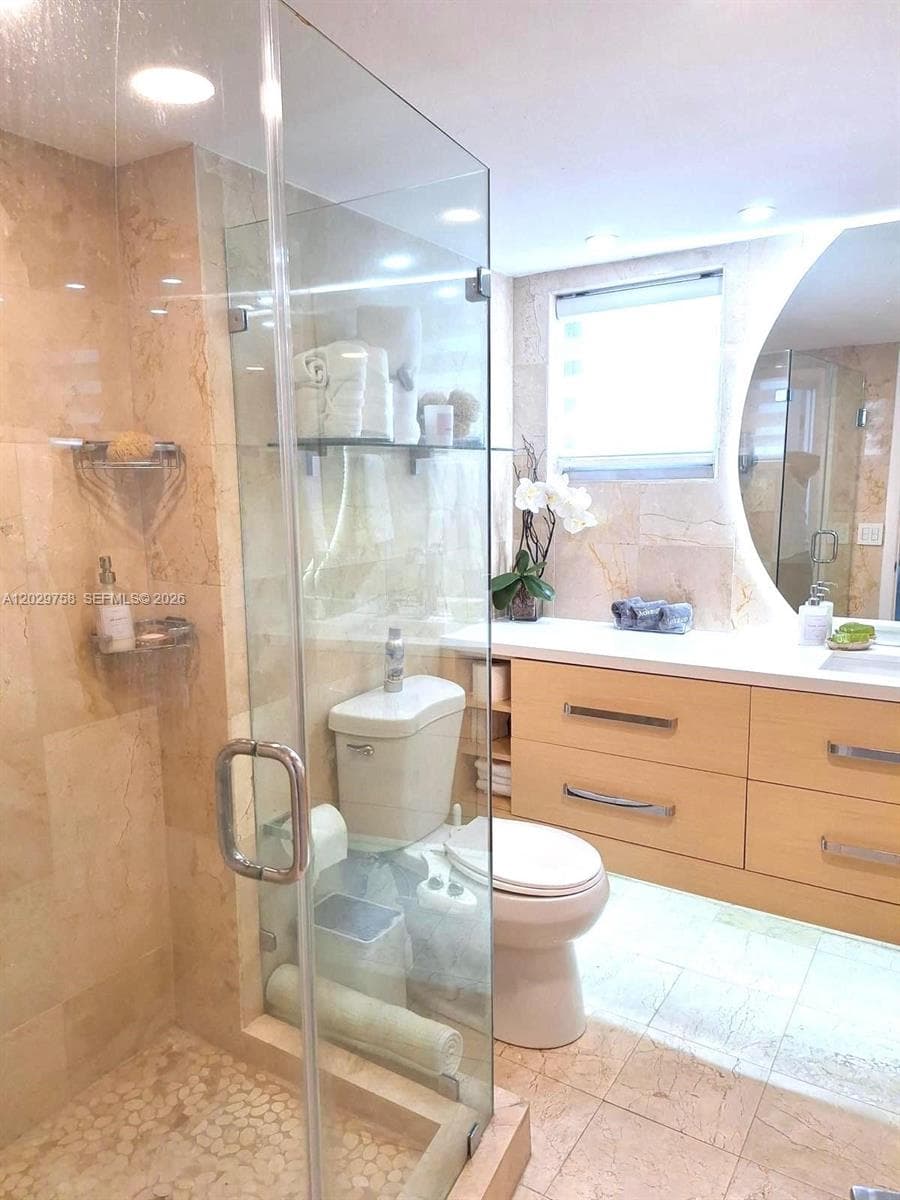 2201 S Ocean Dr 2001 photo 18