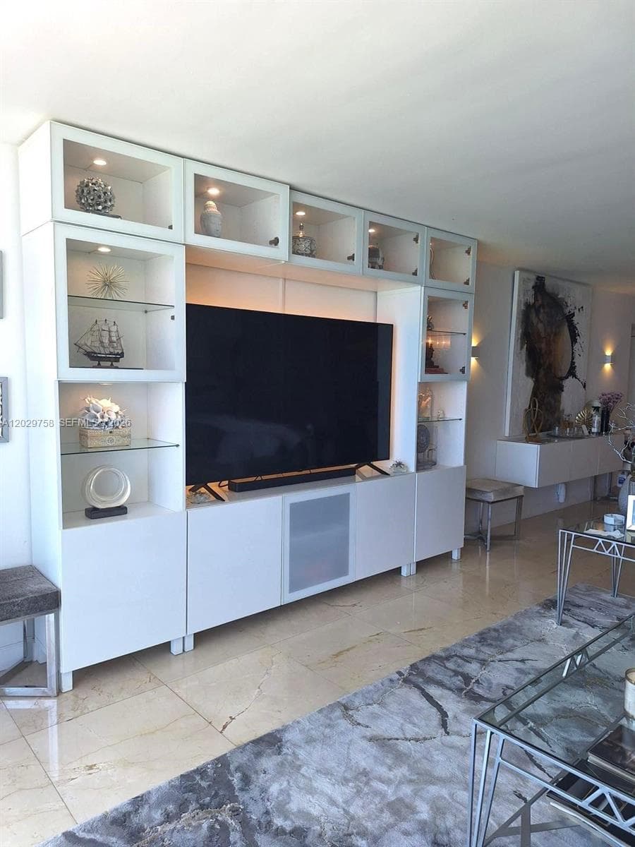 2201 S Ocean Dr 2001 photo 11