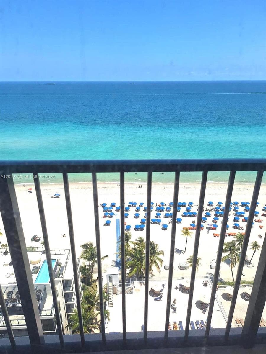 2201 S Ocean Dr 2001 photo 4