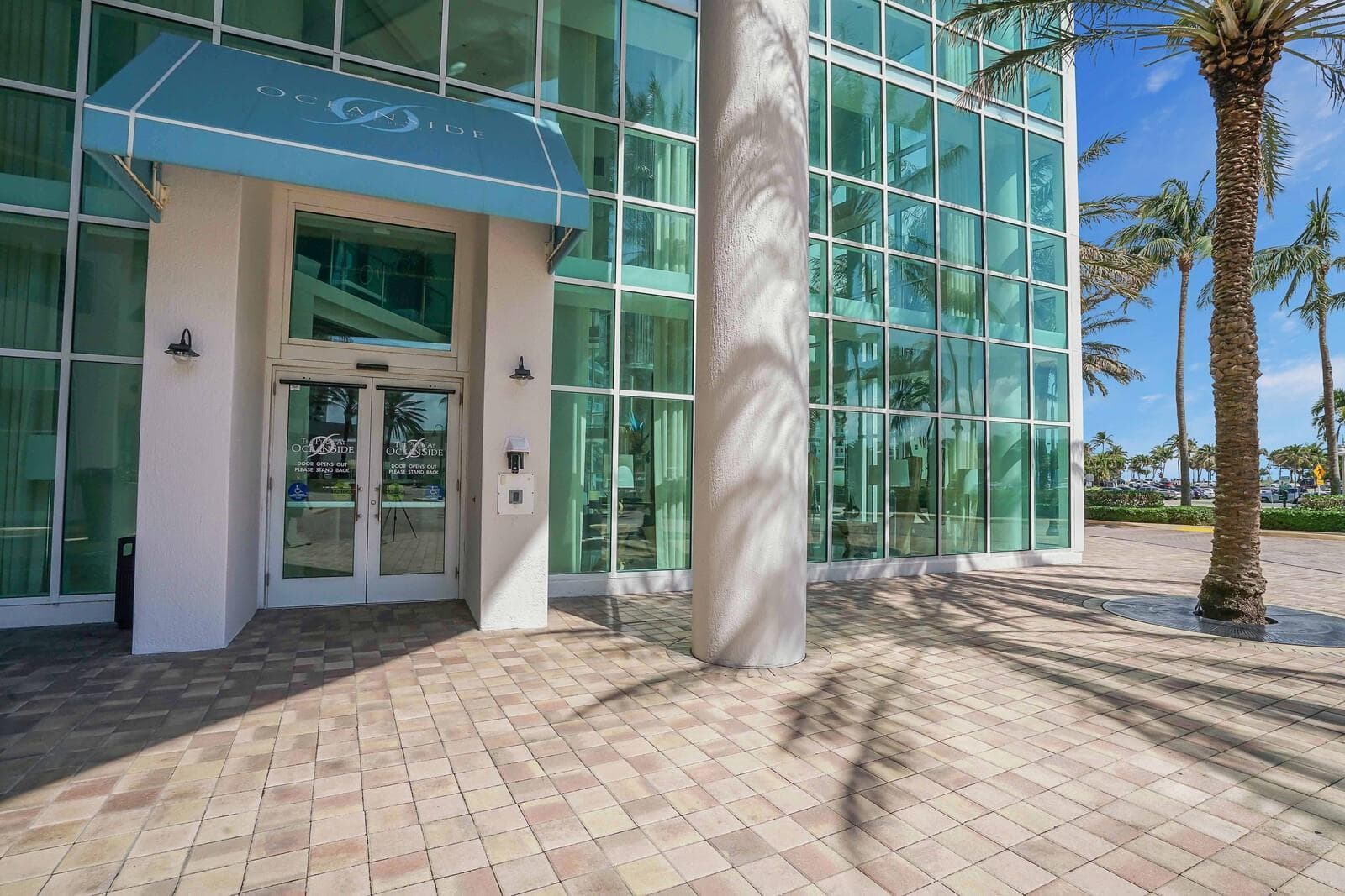 1 N Ocean Boulevard 903 photo 12