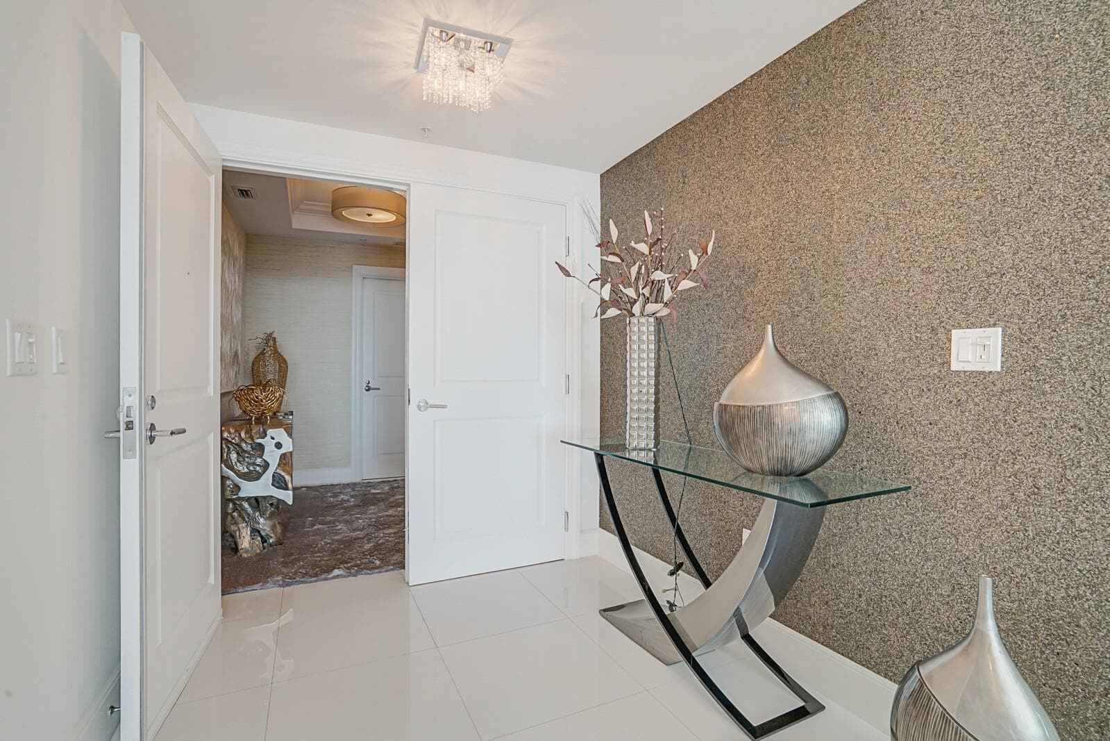 1 N Ocean Boulevard 903 photo 25