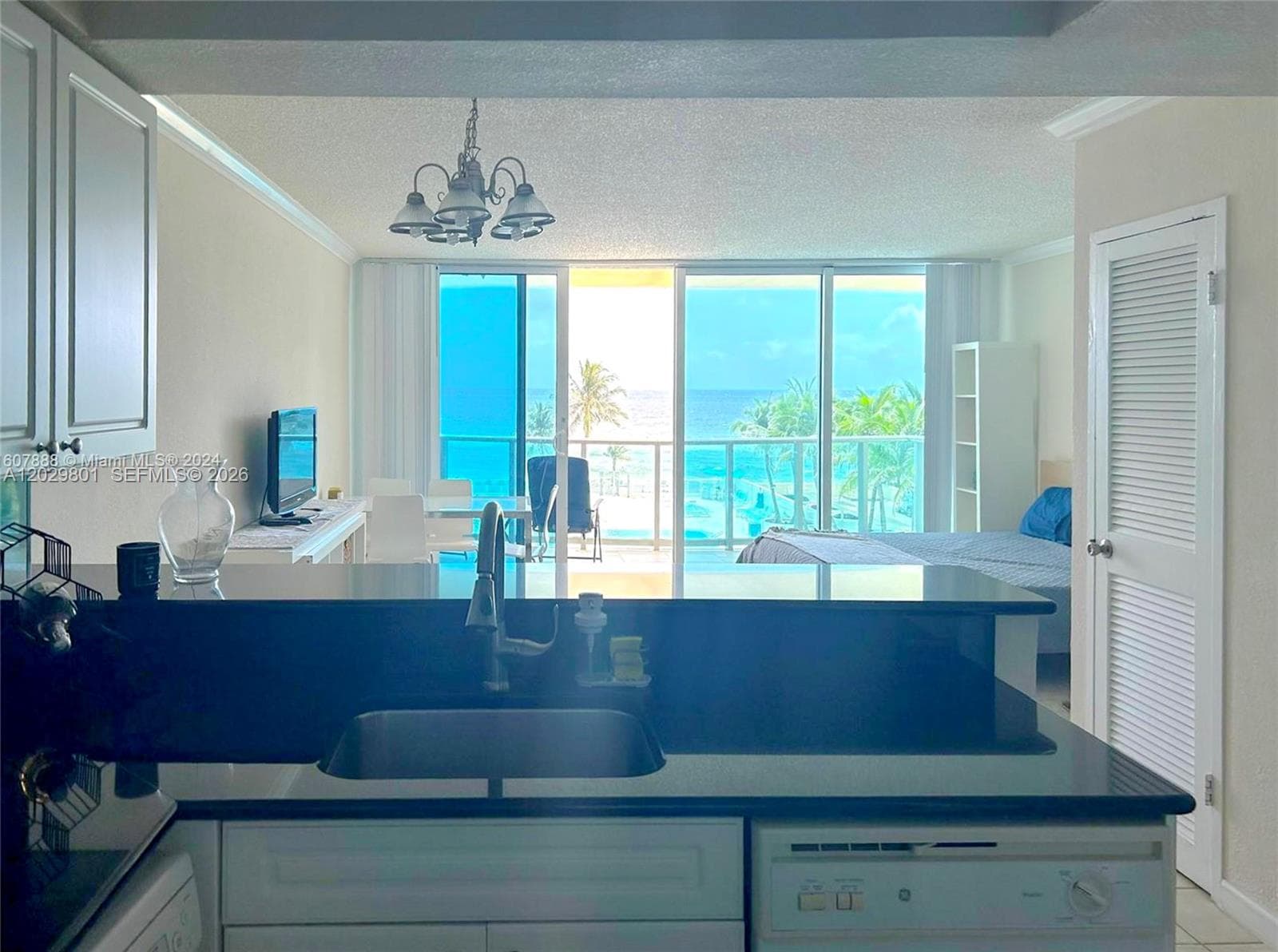 2501 S Ocean Dr 424 photo 5