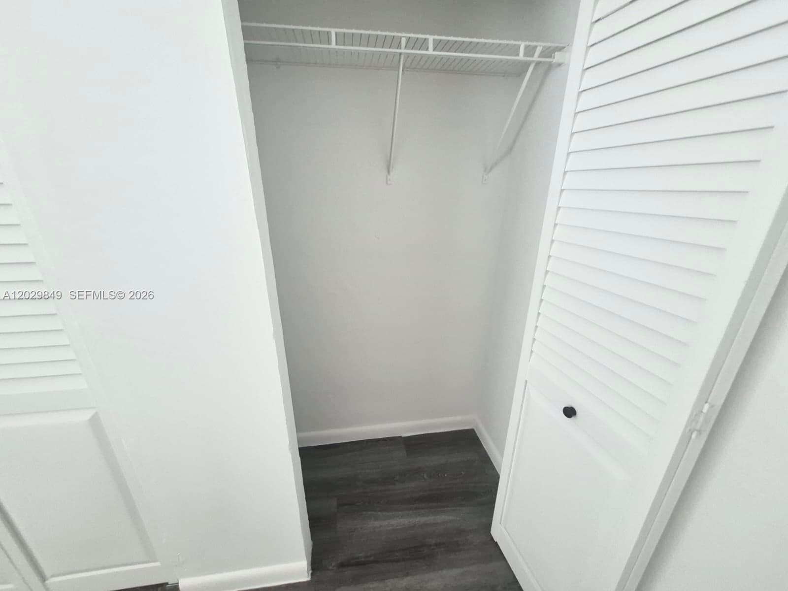 1239 Marseille Dr 3 photo 14