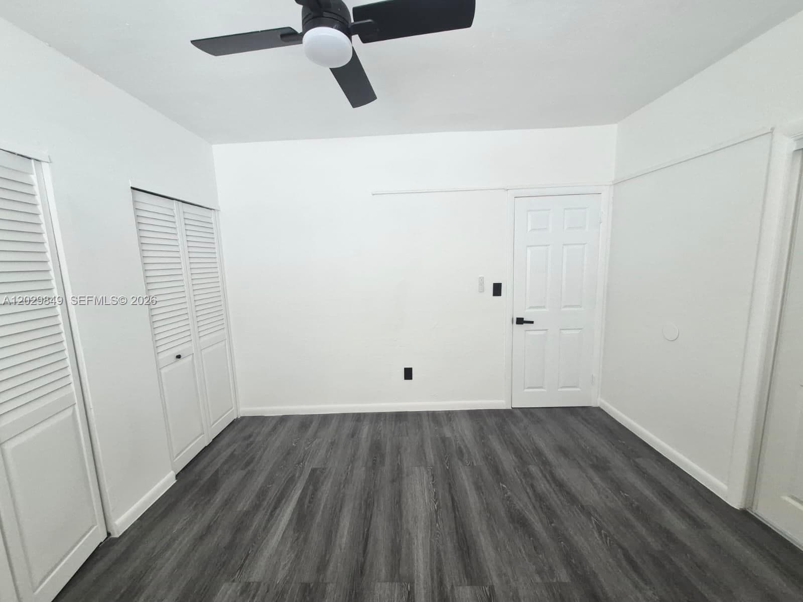 1239 Marseille Dr 3 photo 11