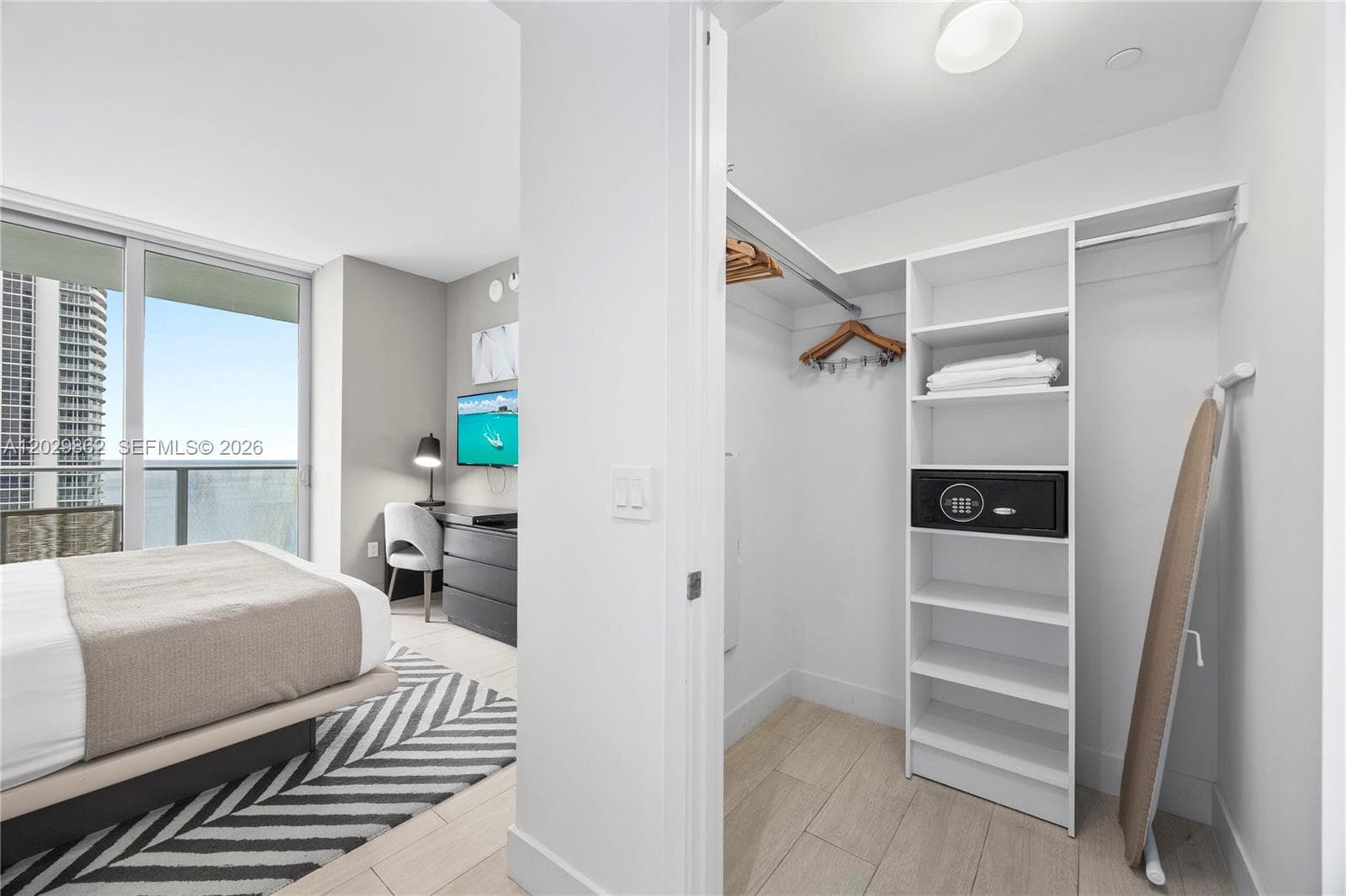 4010 S Ocean Dr R2307 photo 18