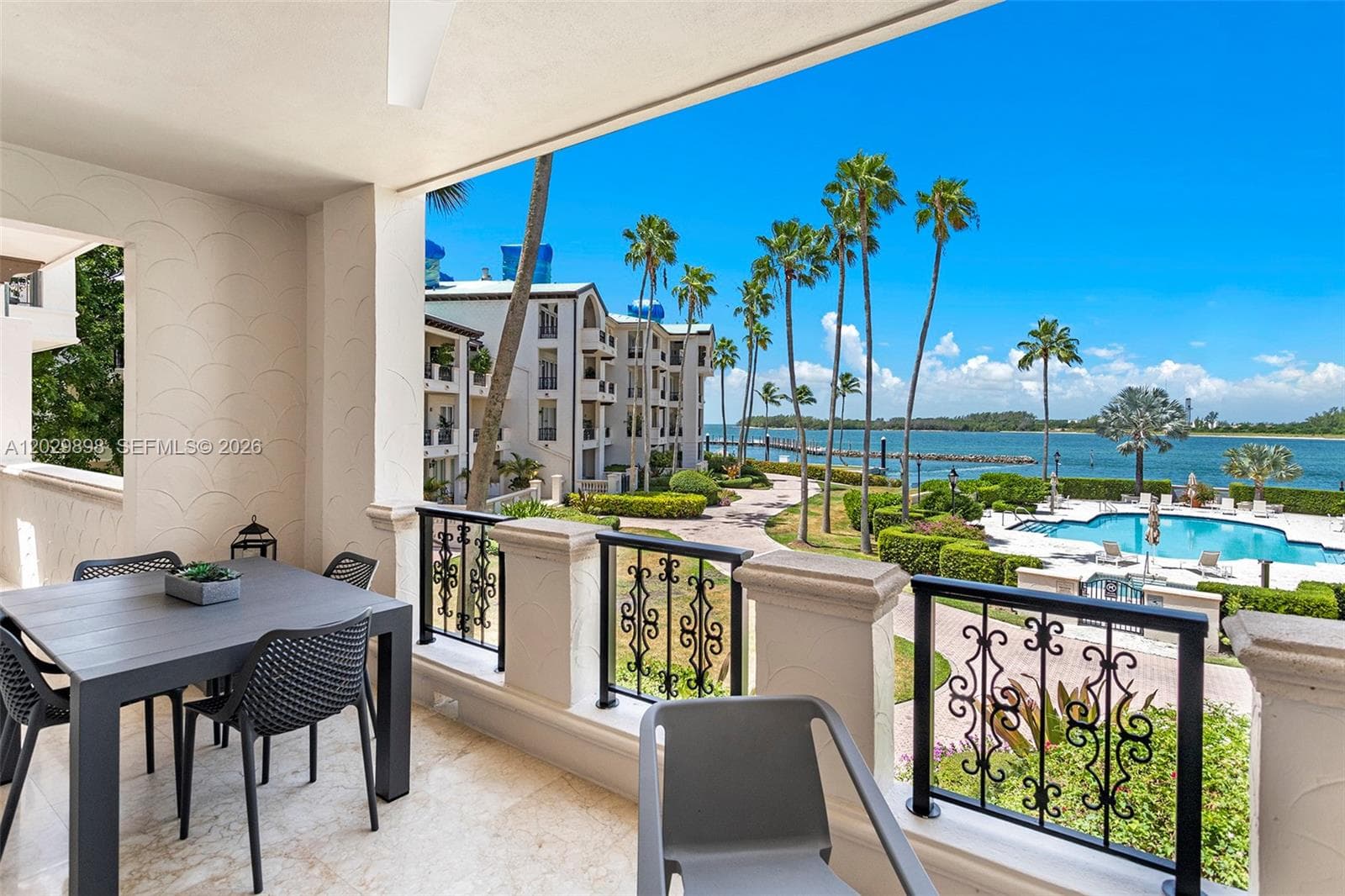 2122 Fisher Island Dr 2122 photo 21