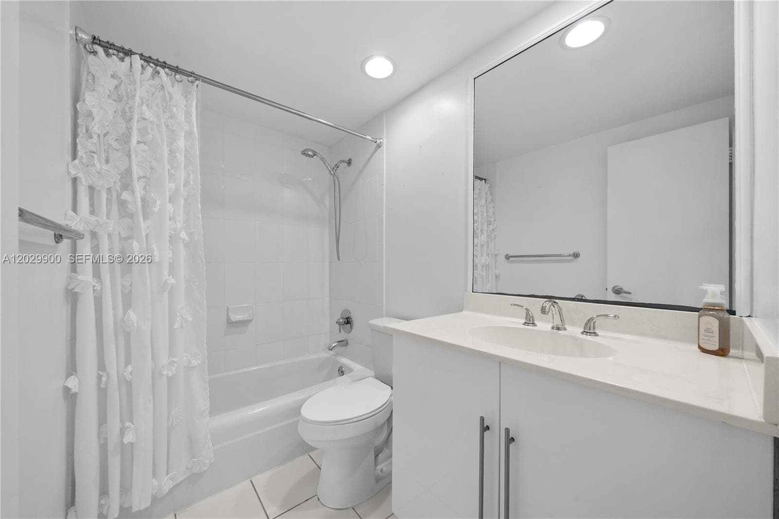 3001 S Ocean Dr 1439 photo 11