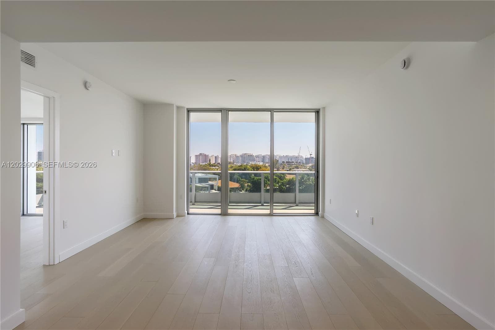 9201 E Bay Harbor Dr 603 photo 10