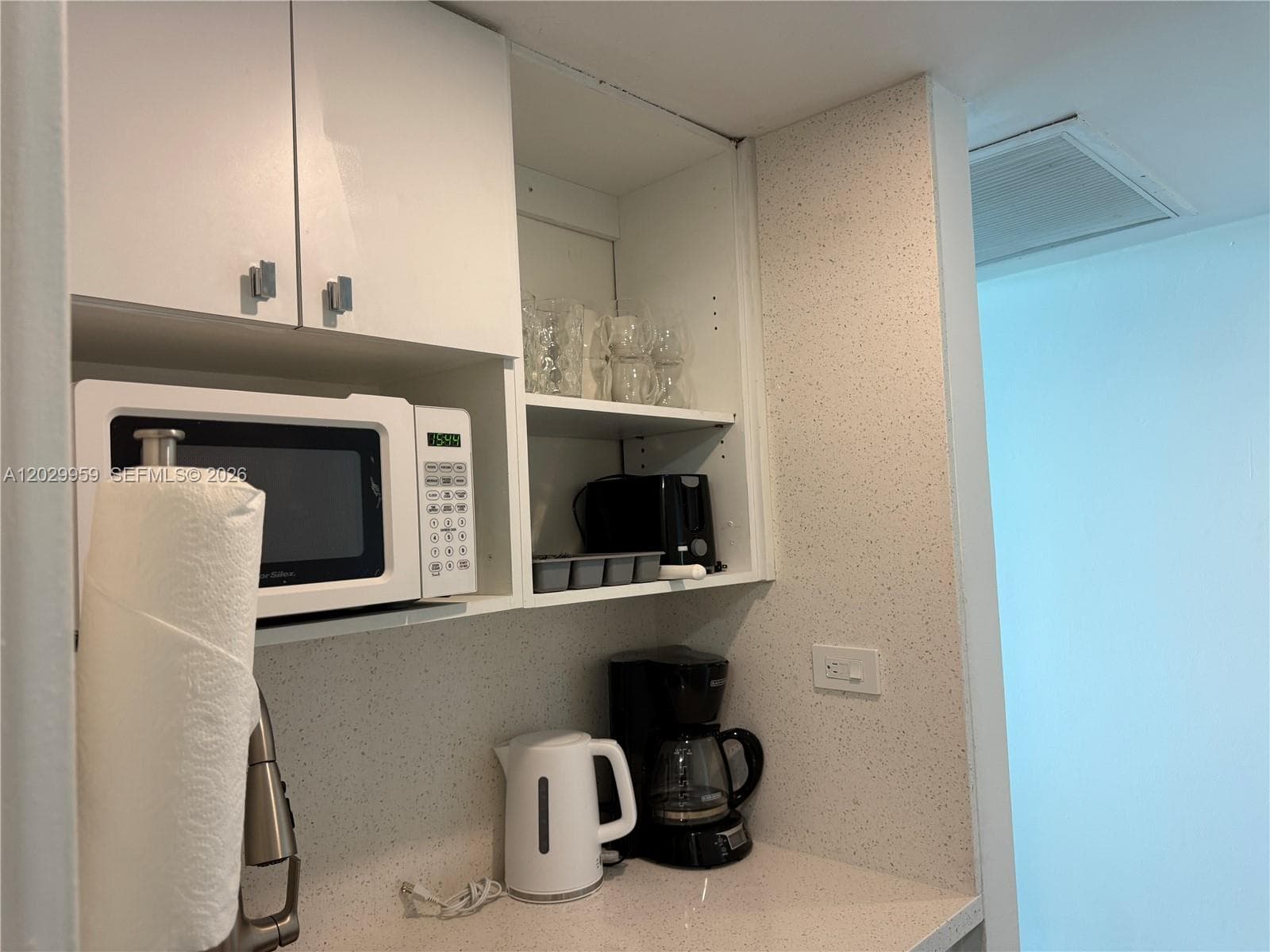 5445 Collins Ave 1701 photo 16