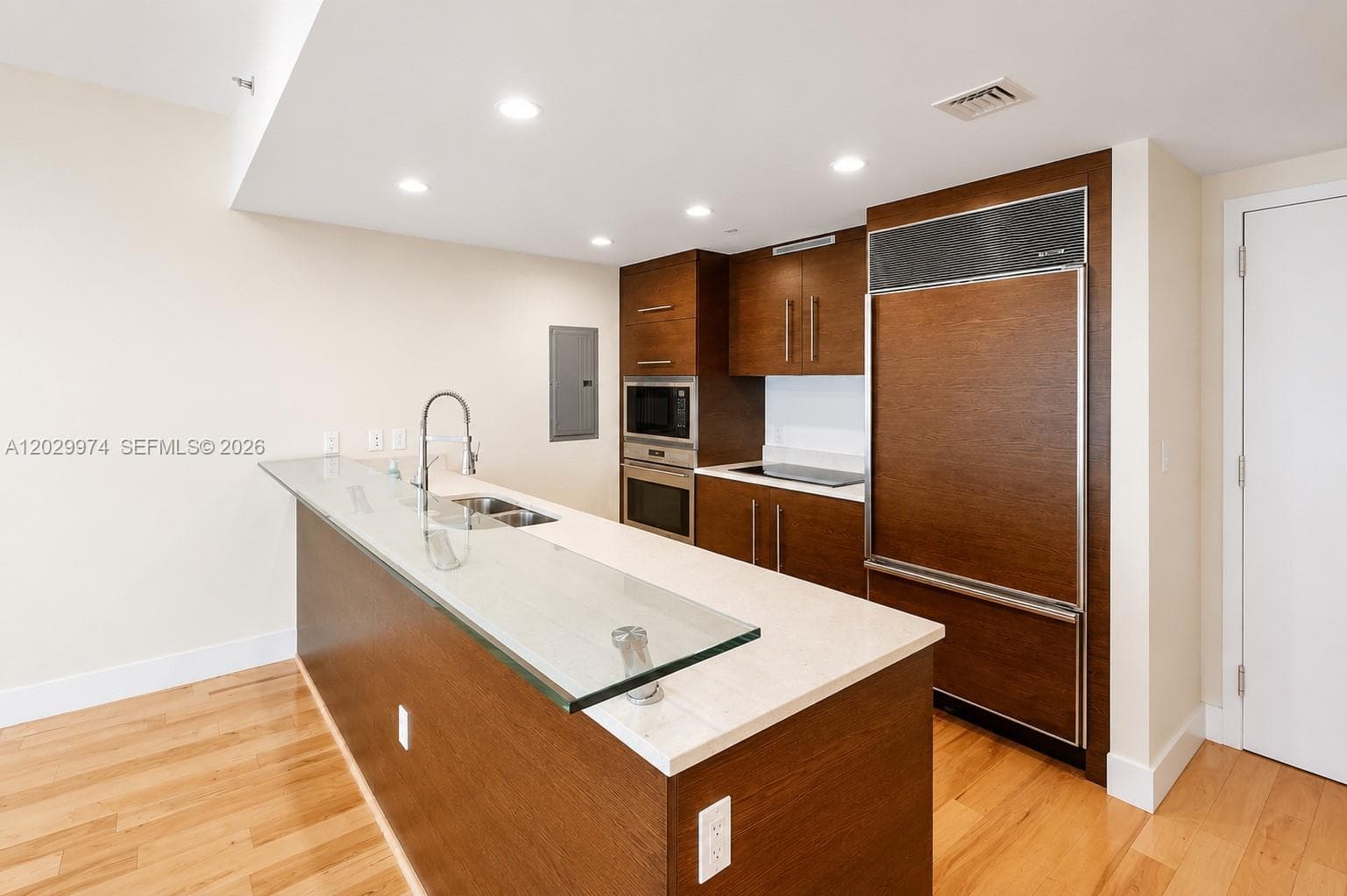 475 Brickell Ave 2909 photo 1