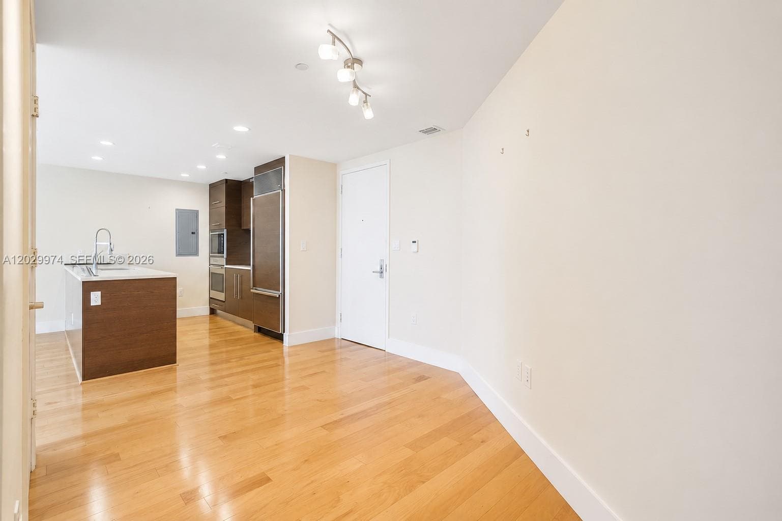 475 Brickell Ave 2909 photo 10