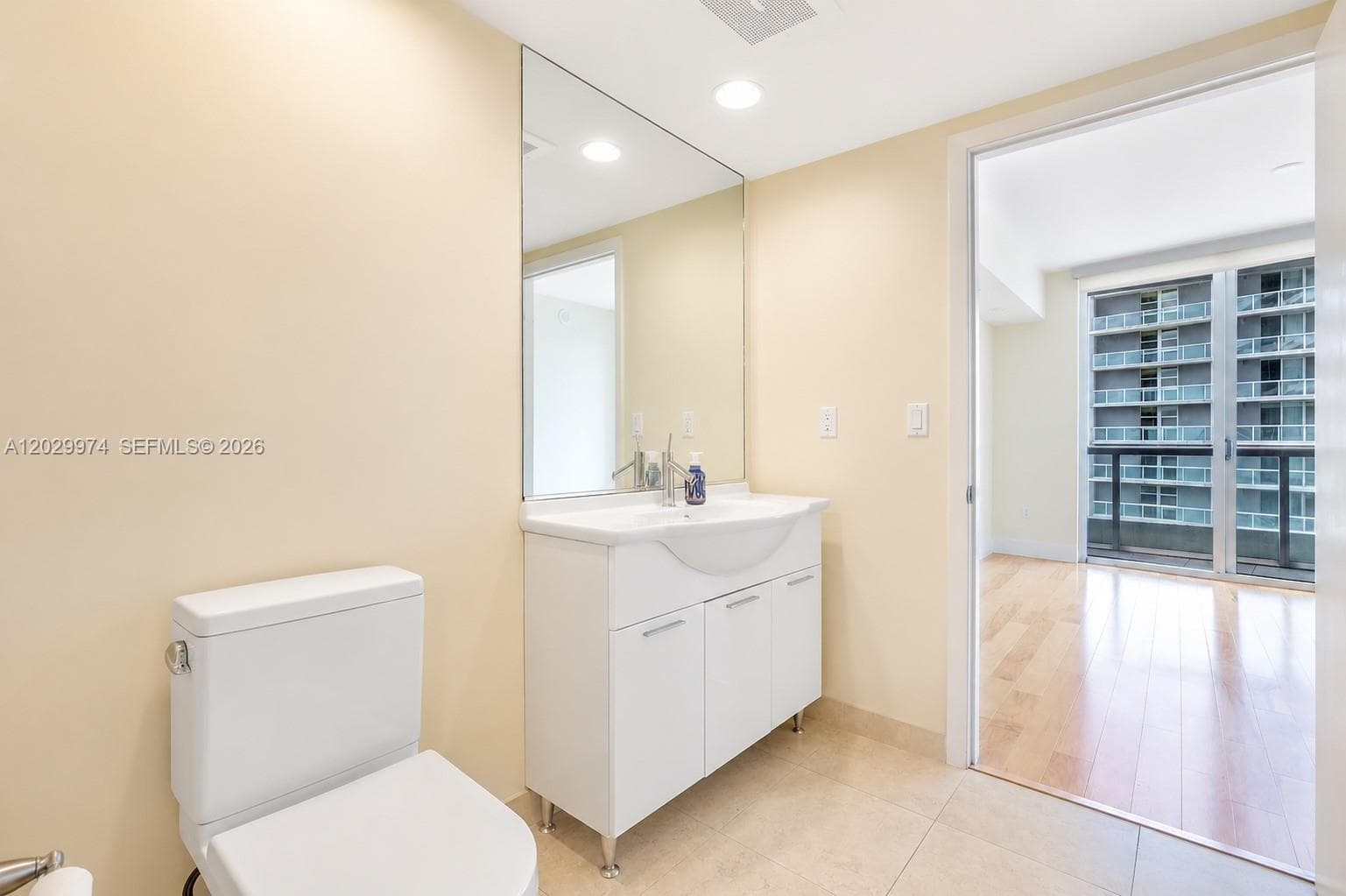 475 Brickell Ave 2909 photo 21