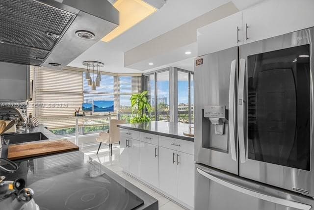 3500 Mystic Pointe Dr 604 photo 9