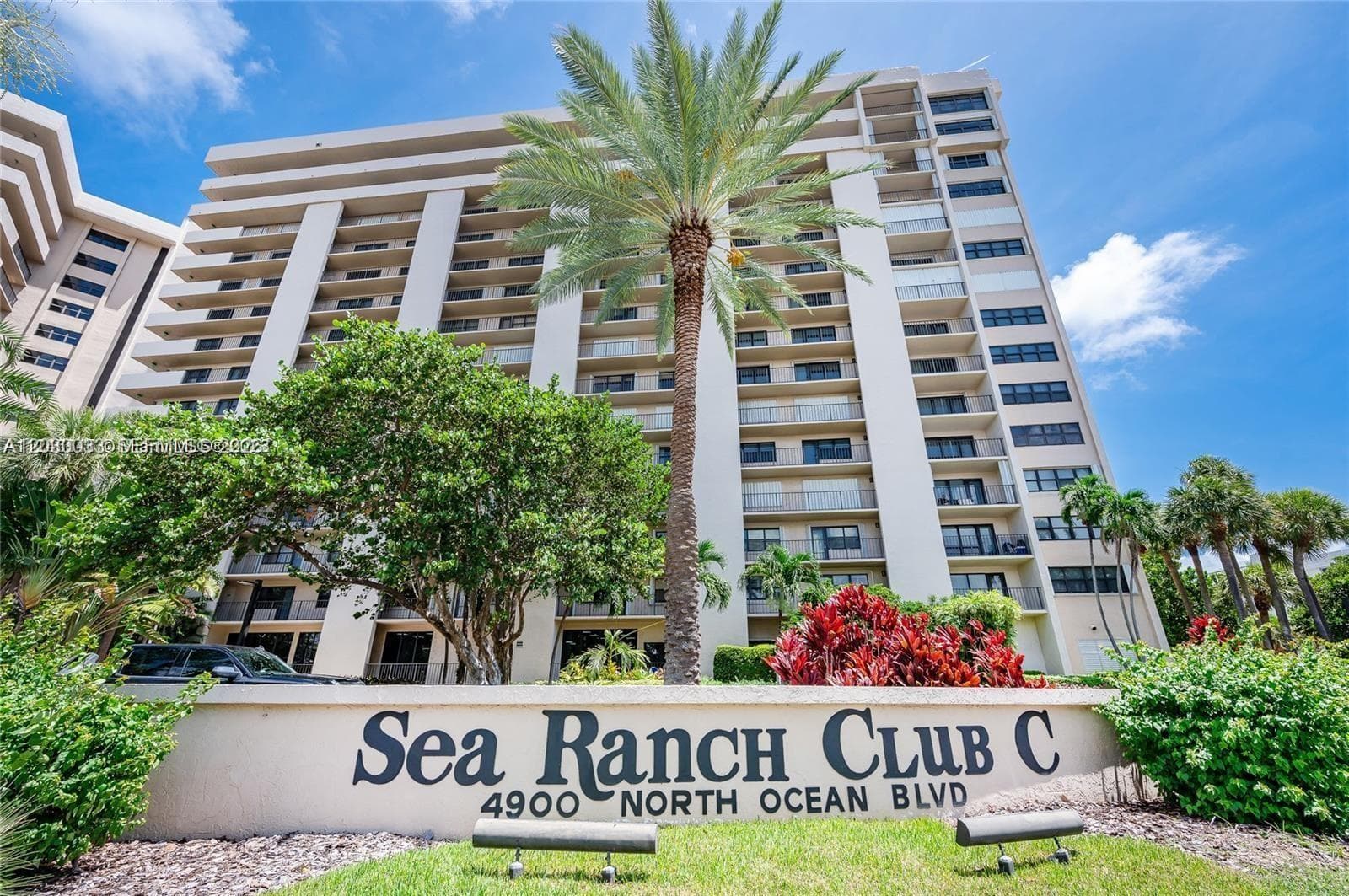 4900 N Ocean Blvd 702 photo 1