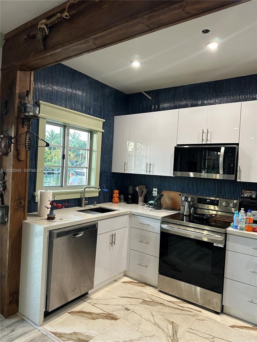 2137 Calais Dr 5 photo 12