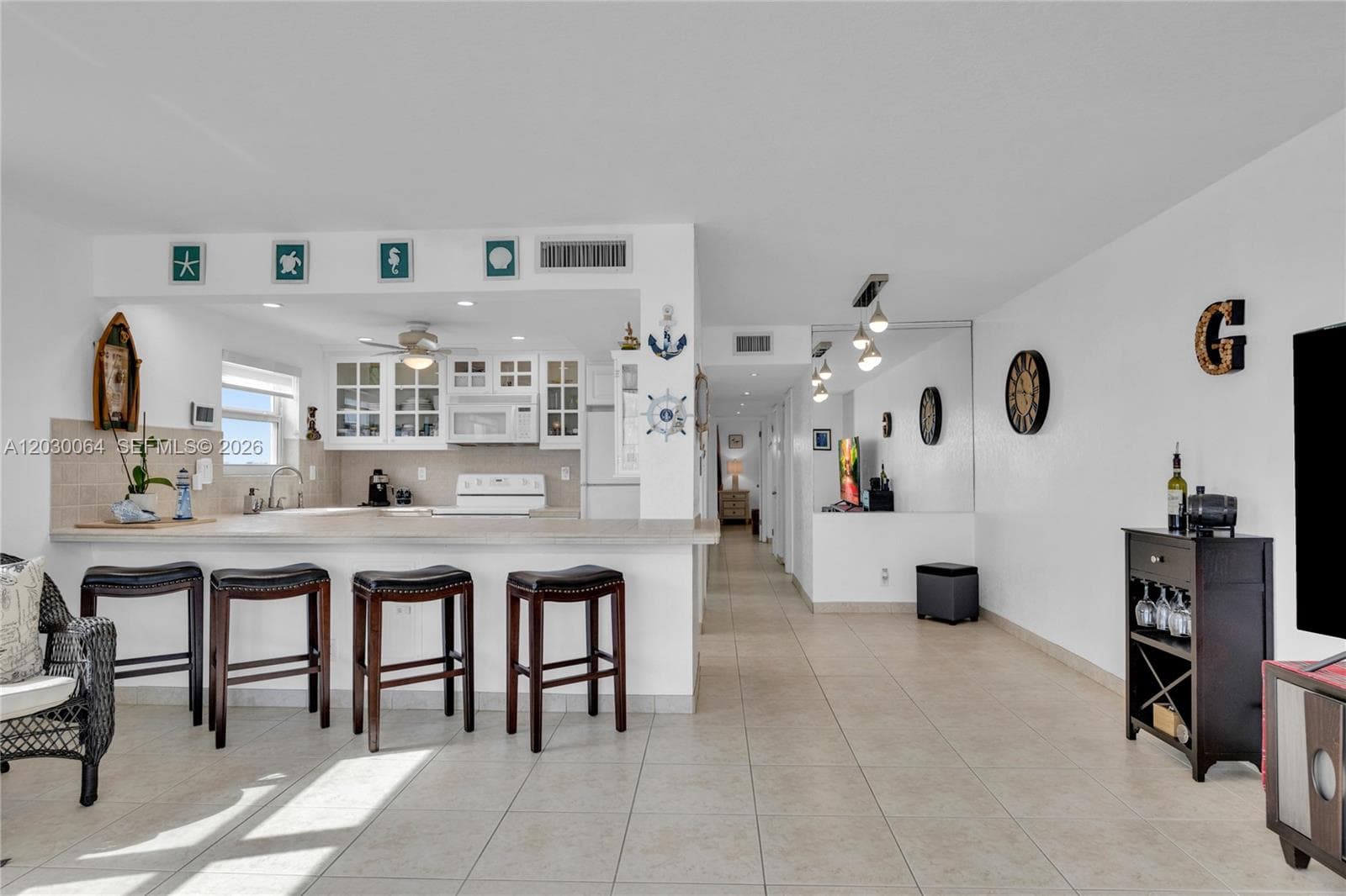 400 N Surf Rd 506 photo 13