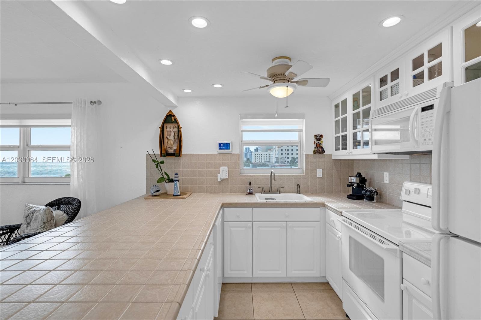 400 N Surf Rd 506 photo 14