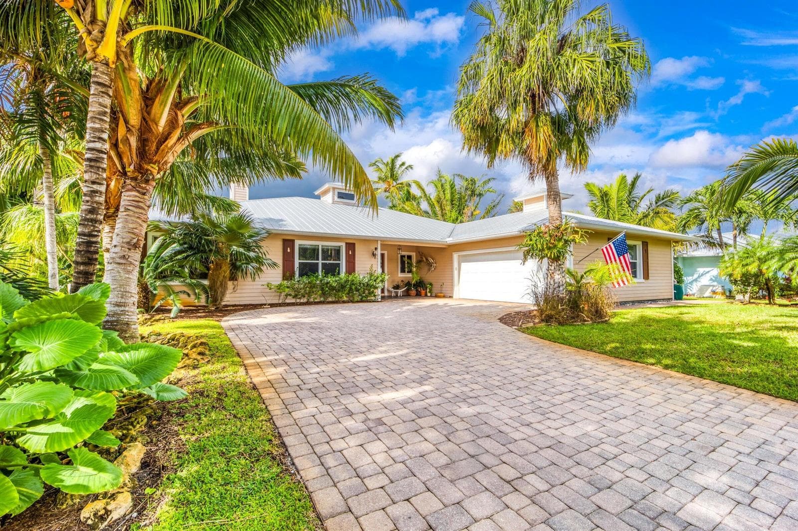 2672 NW South Shore Road photo 15