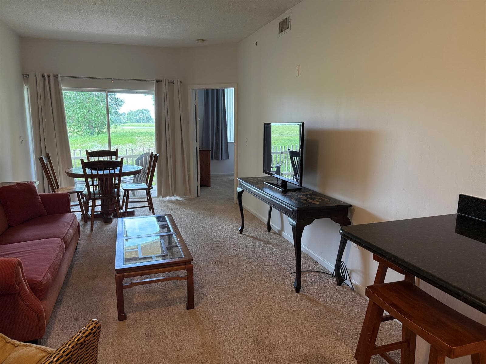 2080 Greenview Shores Boulevard 402 photo 6