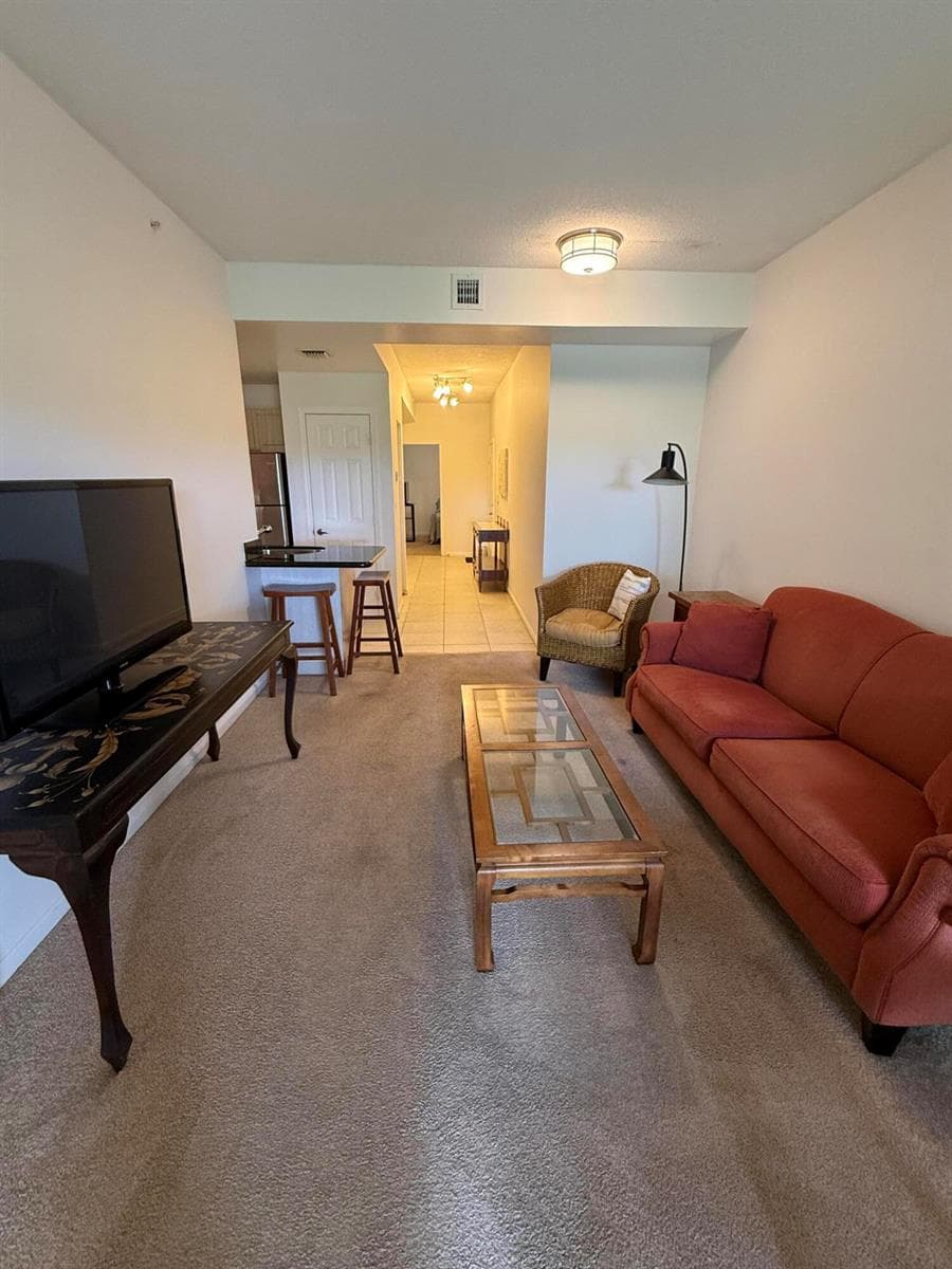 2080 Greenview Shores Boulevard 402 photo 7