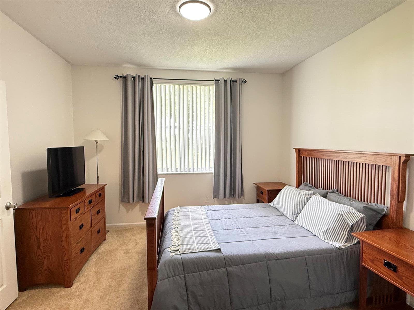 2080 Greenview Shores Boulevard 402 photo 14