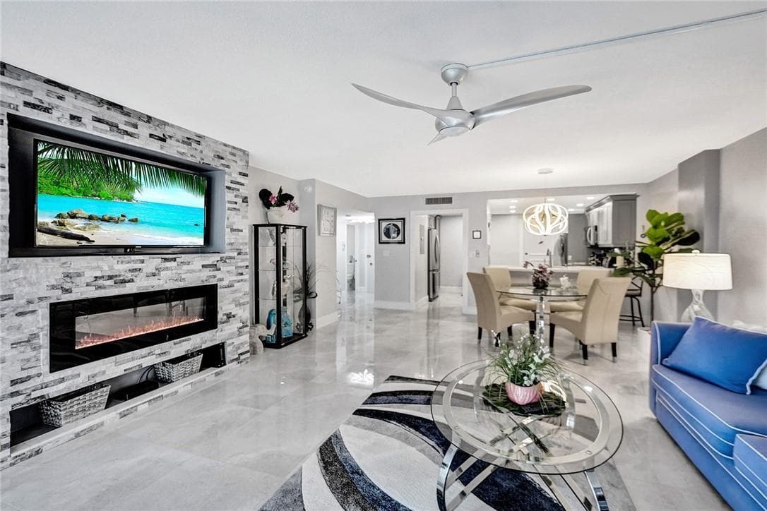 3430 Galt Ocean Drive 804 photo 12