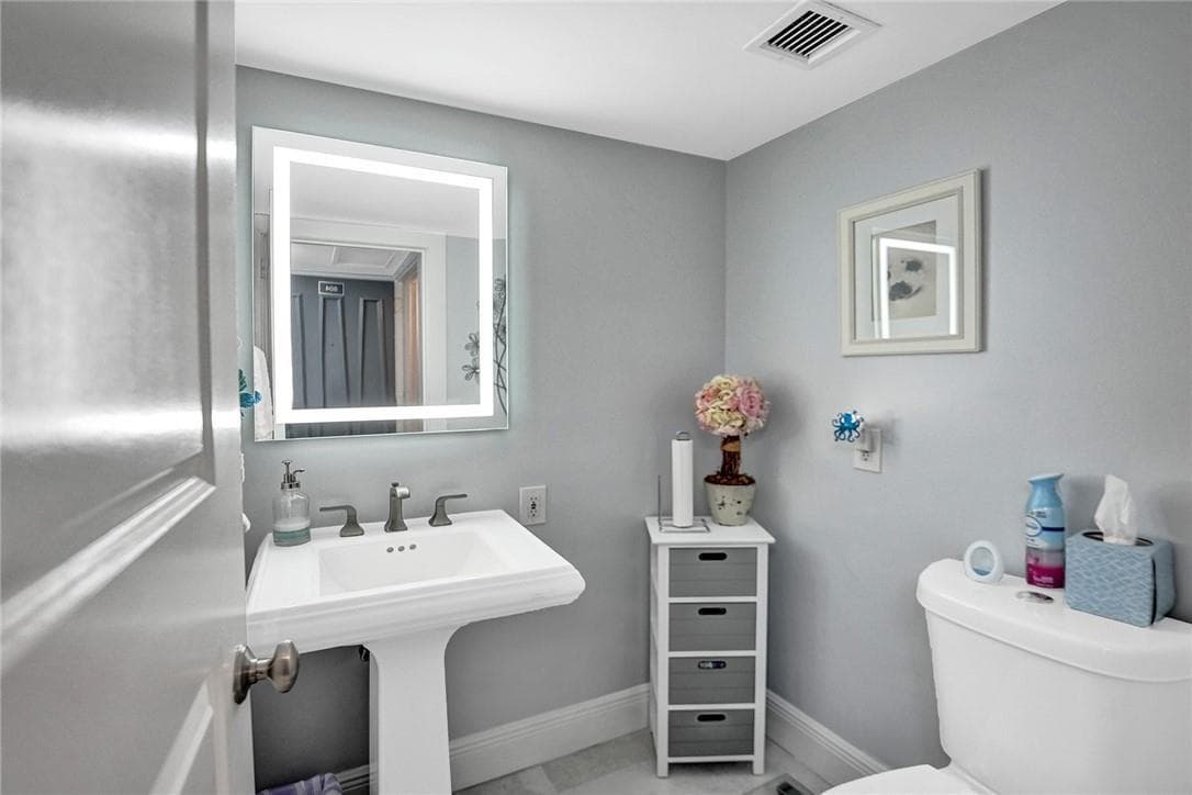 3430 Galt Ocean Drive 804 photo 14