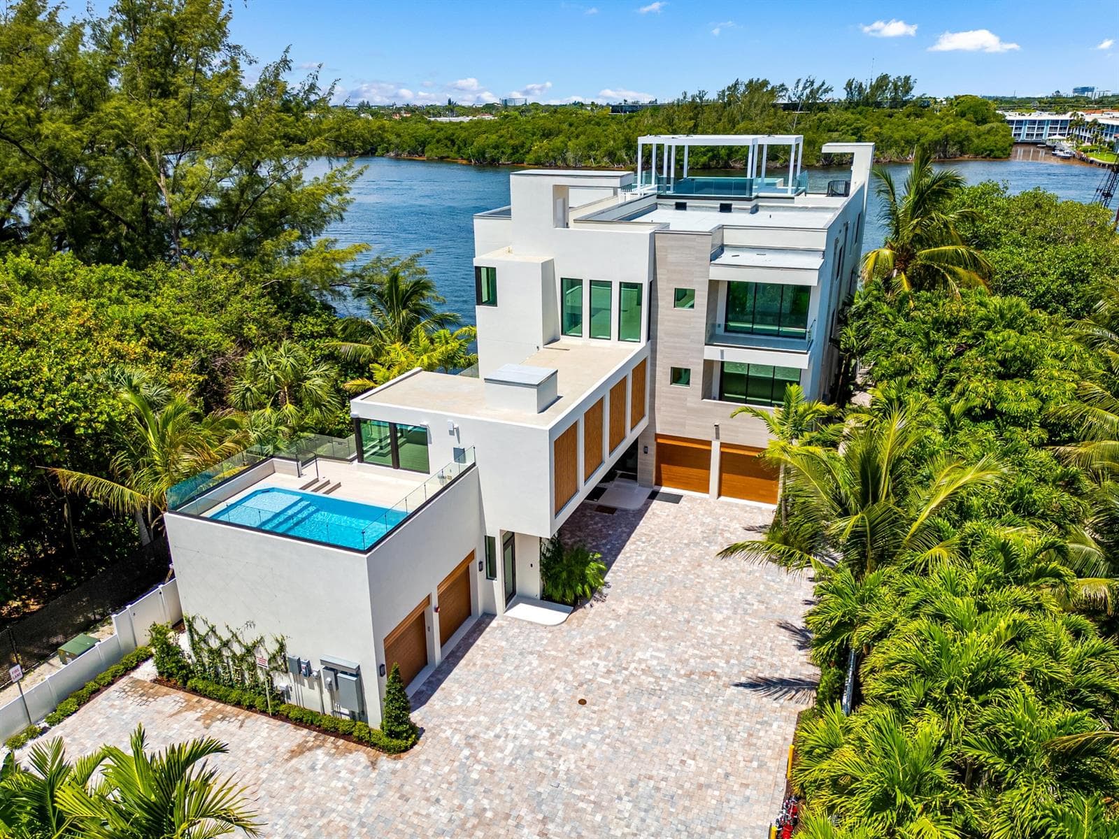 900 Lago Mar Lane #Penthouse 1