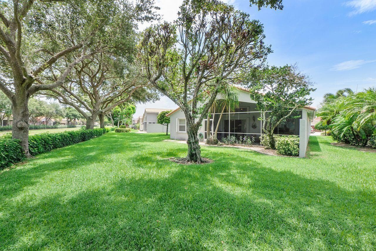 6643 Sherbrook Drive photo 18
