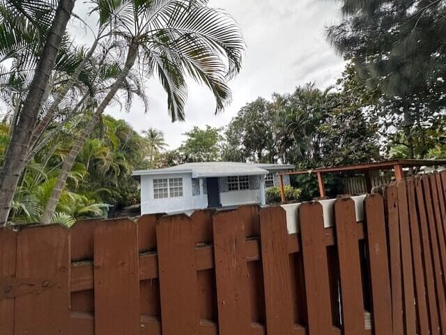 1660 SW 28th Avenue photo 4